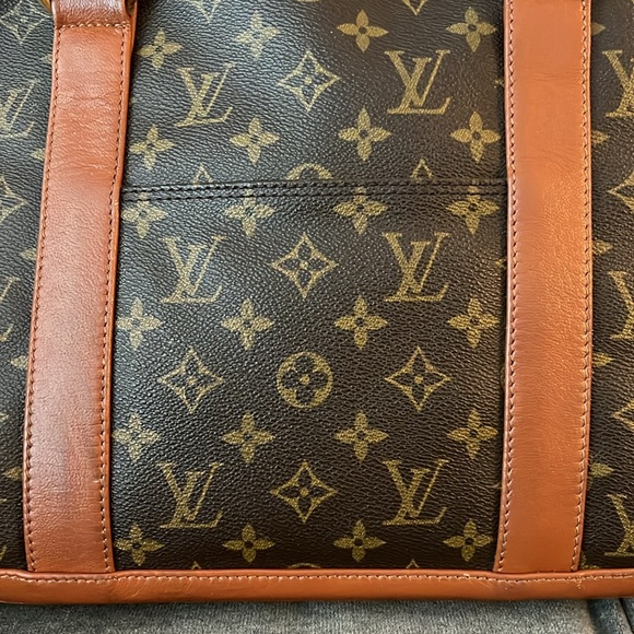 Authentic Louis Vuitton Zippered Tote Bag - Picture 2 of 11